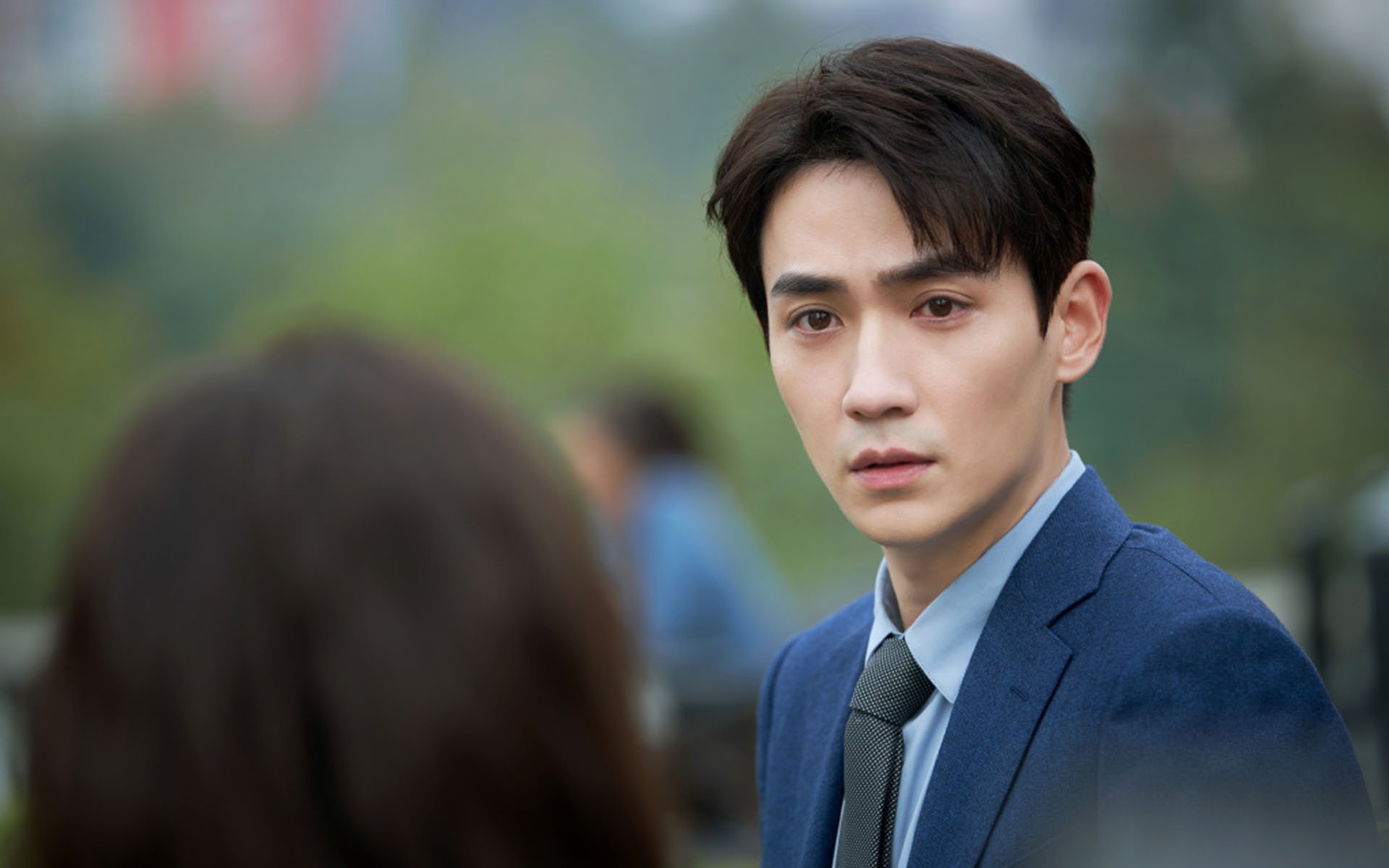 格拉纳达主场大胜,迅速拉近和西甲前四的距离,格拉纳达vs