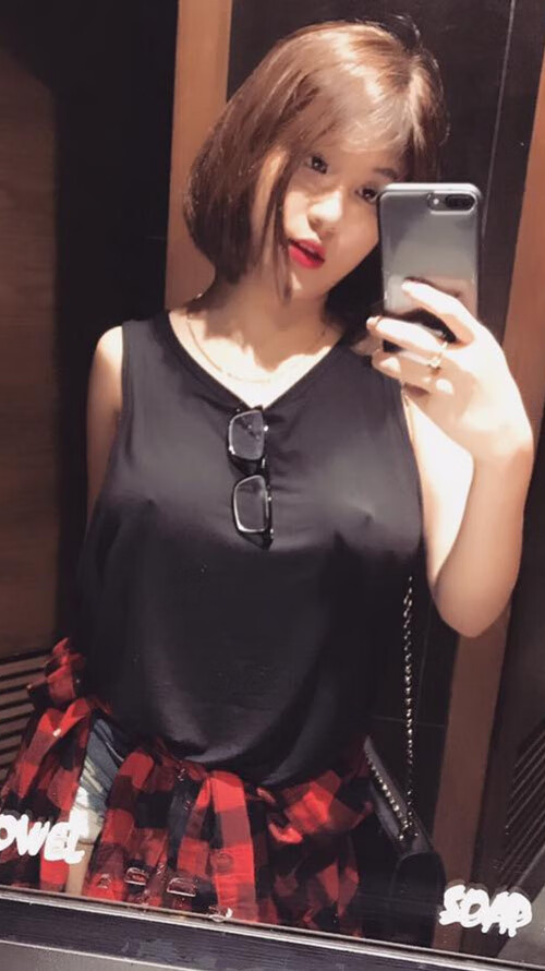 九游娱乐-马德里德比激战，皇马逆转拜仁夺胜，马德里竞技vs皇家贝蒂斯比分